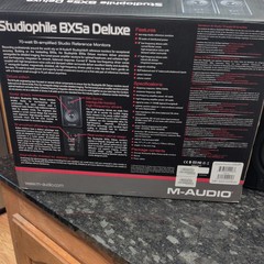 M-Audio Studiophile BX5a Deluxe 70W 5″ Studio Reference Monitor – Pair