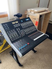 API The Box 4-Channel Analogue Recording Console – Excellent Condition + Crate