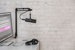 Samson Q9U Professional Dynamic Cardioid Broadcast Microphone USB-C and XLR