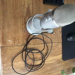 Blue Yeti Professional USB Microphone 988-000103 – Silver – Used