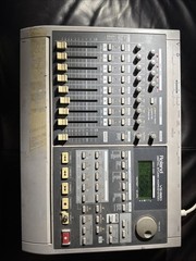 Roland VS-880 Digital Studio Workstation CLEAN & NICE