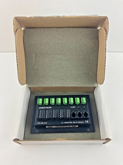 Crestron C2N-HBLOCK Multi-Type Cresnet Distribution Block, Open Box