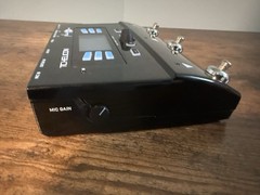 TC-Helicon Play Acoustic Digital Vocal Processor & Multi-Effects Acoustic Guitar