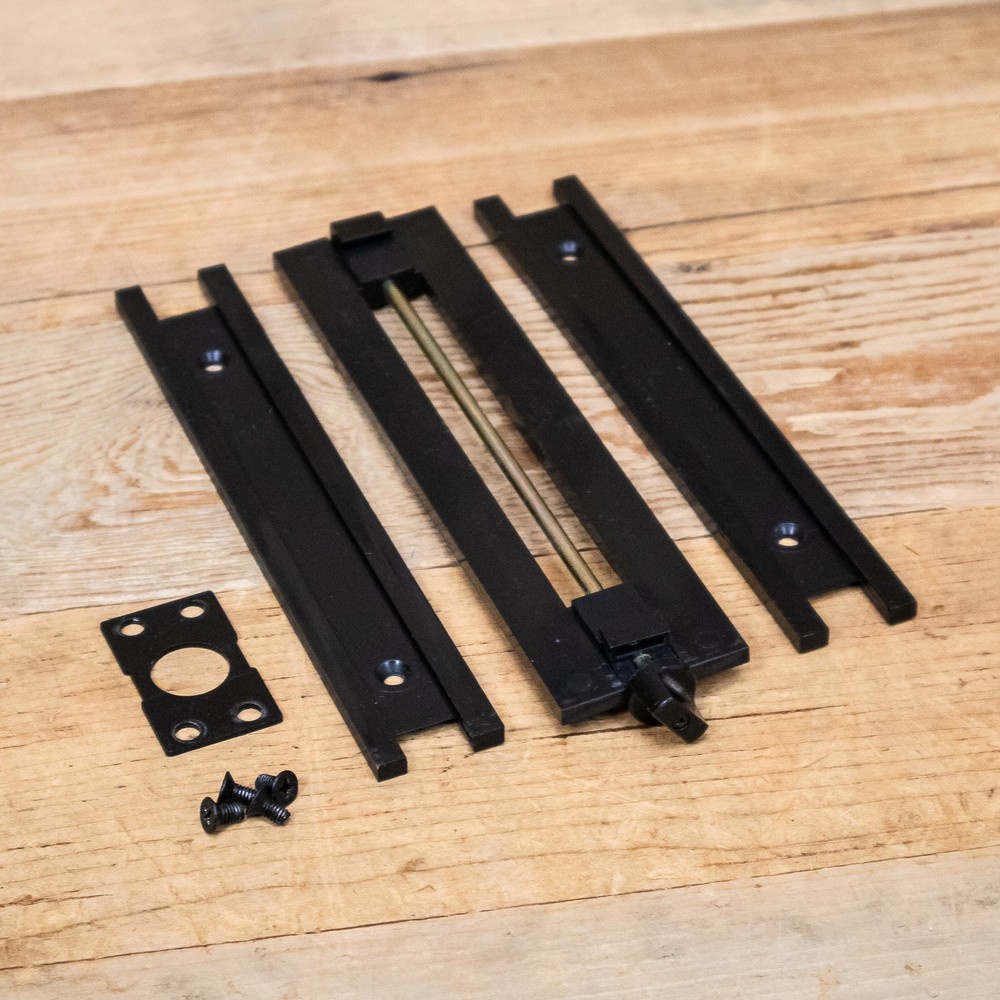 DBX Middle Joining Hardware for 163x/263x/363x/463x/563x Mount Center U284676