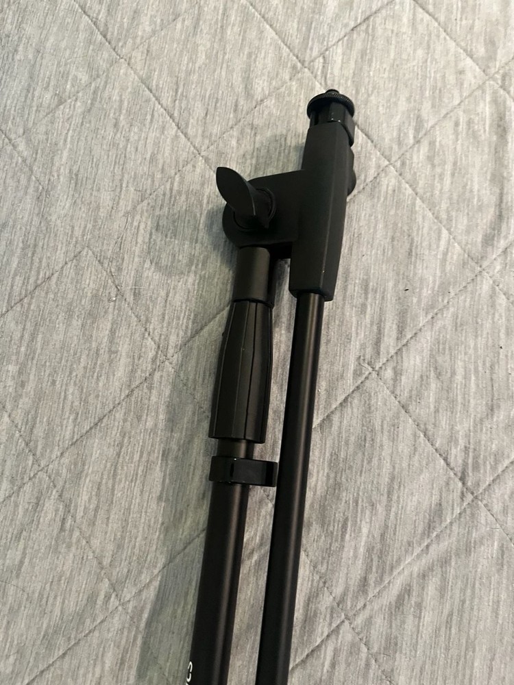 Amazon Basics Lightweight Adjustable Microphone Stand with Boom Arm