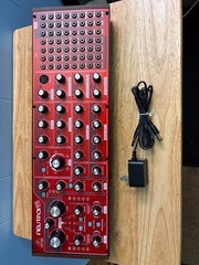 Behringer NEUTRON Synthesizer – Red – Pre-Owned – In Great Condition