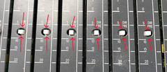 Soundcraft Spirit FX16 Live/Multitrack 16 Channel Analog Mixer Untested Read