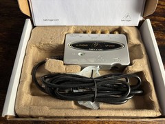 Behringer U-Phono UFO202 Audiophile USB/Audio Interface with Built-in Phono