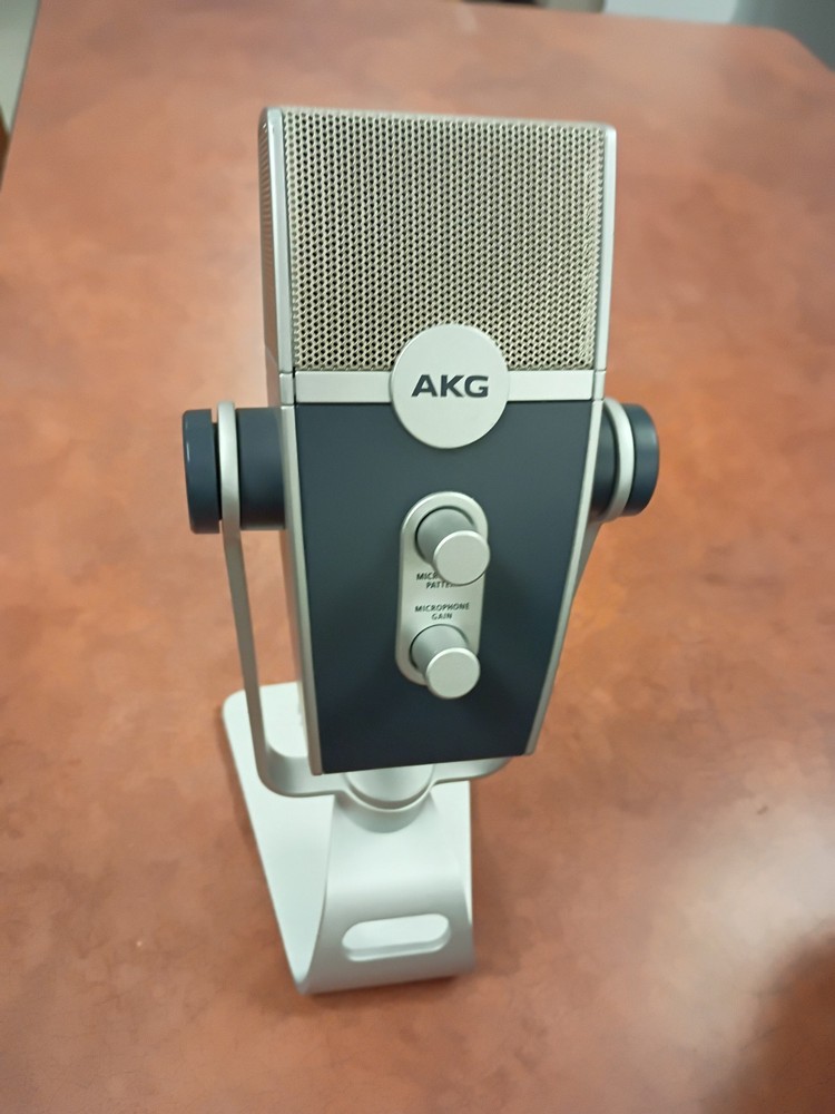 AKG Lyra Microphone 192 kHz for Podcast Studio Music Video – C44USB
