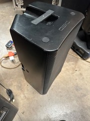 QSC K12.2 K2 Series Two-Way 2000W Active 12″ DJ PA Speaker with Carry Case
