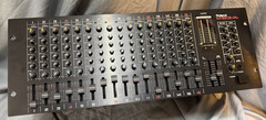 Roland M-160II LINE MIXER 16-channel 4U Rack Mount AC100V 50/60Hz 23W