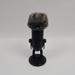 Blue Yeti 20Hz – 20kHz Condenser Studio Microphone 988-000229