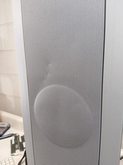 Front Row Portable PA Speaker Only Powers on
