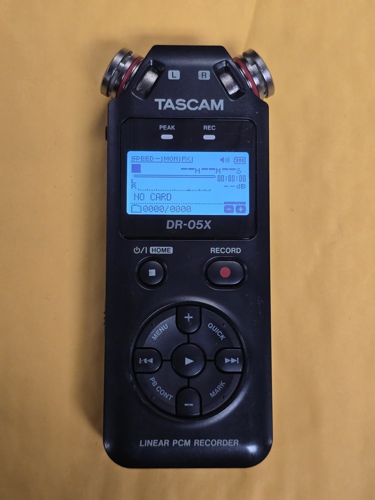 TASCAM DR-05X STEREO HANDHELD DIGITAL-AUDIO RECORDER (QCP005847)