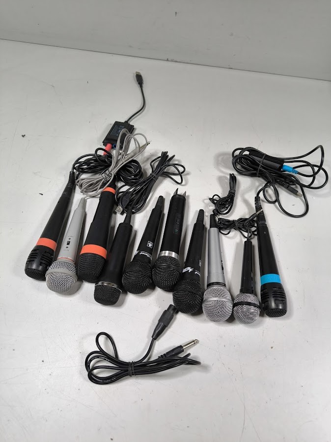 Lot of 10 Used Microphones – Various Models & Brands, Working