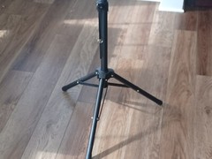 Metal Universal Tripod Speaker Stand Heavy Duty Adjustable Up to 44″
