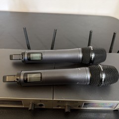 PAIR (2) Sennheiser EW300 G3 Wireless Microphone Systems 626-668 B Band NICE!!