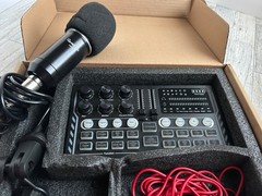Hayner-Seek Sound Console Model P2 Podcast Equipment Bundle