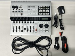 ZOOM HD8 Tested Working Digital Multitrack Recorder MTR HDD CD RW