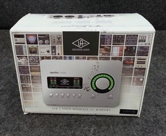 UNIVERSAL AUDIO Apollo Solo Heritage Edition Desktop 2×4 USB 3 Audio Interface