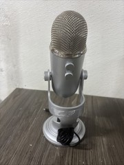 Blue Yeti Professional Multi-Pattern USB Condenser Microphone – Silver #x3