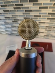Blue Microphones Baby Bottle SL Large Diaphragm Condenser Mic In Wooden Box