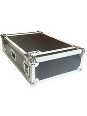 LASE Pro 4U Space 28″ Deep ATA Style Amp Rack Flight Case Chrome Unassembled