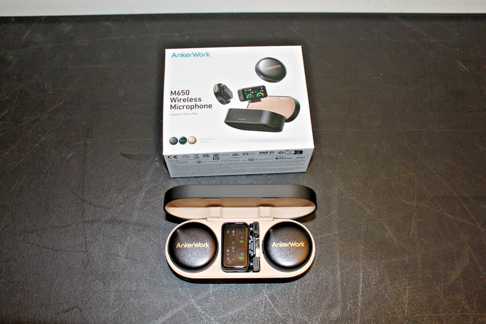 AnkerWork M650 Wireless Lavalier Microphone Noise Cancellation for Vlog