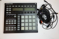 Native Instruments Maschine MK1 USB Groove Production Controller UNTESTED