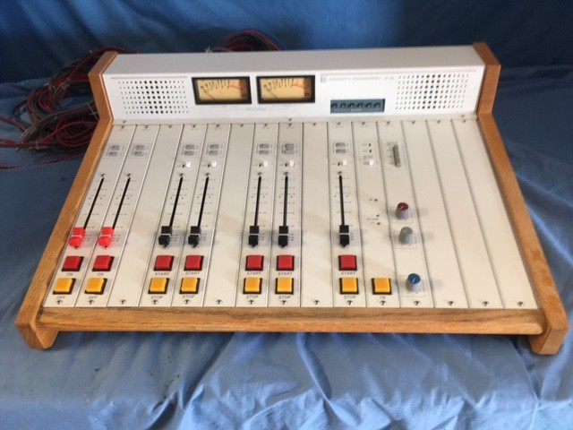Audioarts R16 Console