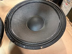 PAIR (QTY 2) 18 Sound 15W700 15″ Subwoofer 1200 Watts 8-Ohms Loud Speaker