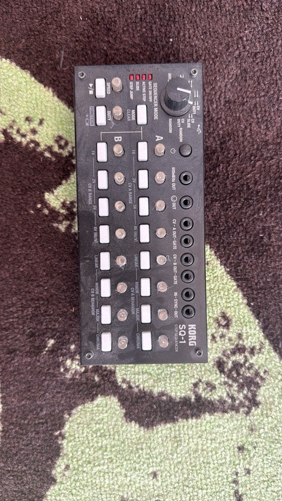 KORG SQ-1 Step Sequencer Compact Body USB Bus Power/Battery-powered