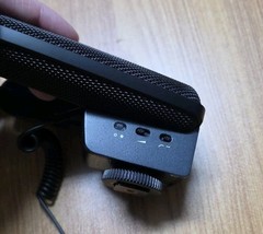 Sennheiser MKE 440 Professional Stereo Shotgun Microphone w/ Windscreen