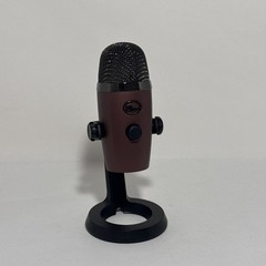 Blue Yeti Nano Premium USB Microphone Music Streaming – Red Onyx