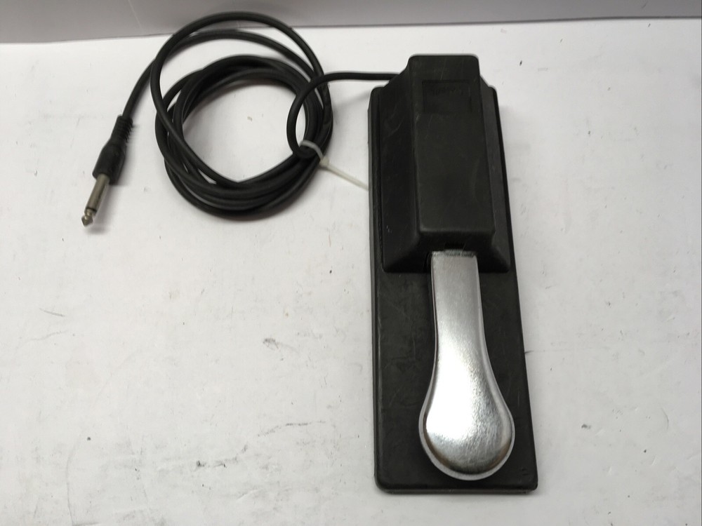 VFP-1-25 Single Piano-Style Sustain Pedal with Polarity Switch Made in Italy EUC