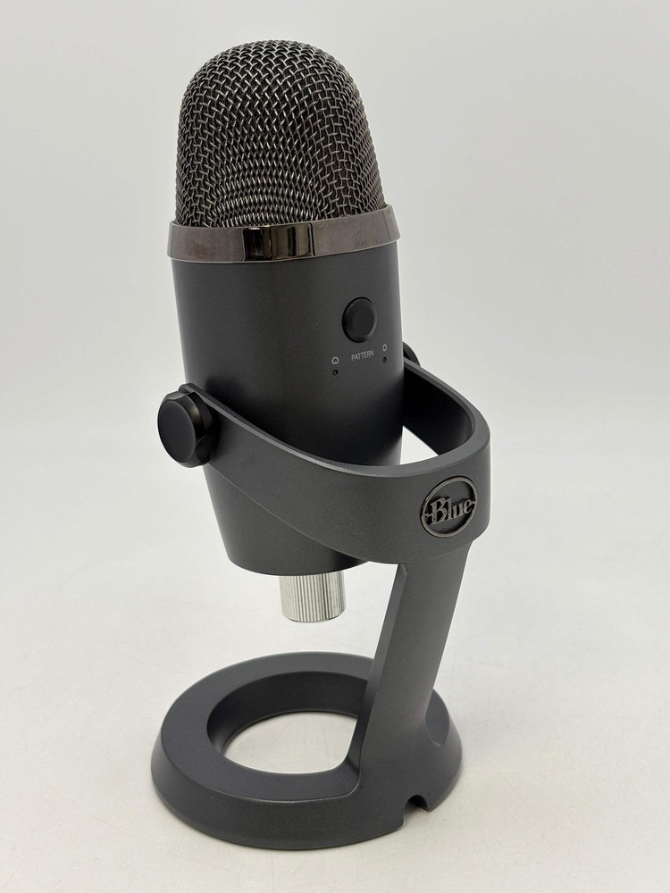 Blue Microphones Yeti USB Microphone A00147 Silver Studio Condenser