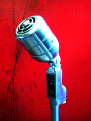 Vintage 1940’s Electro Voice 630 dynamic microphone w 423A stand display 664 636