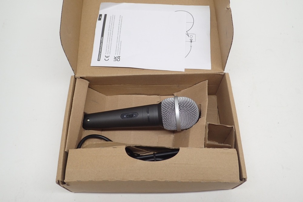 Amazon Basics Dynamic Vocal Microphone with Cable for Podcasting, Recording etc