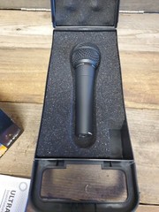 Behringer ULTRAVOICE XM8500 Dynamic Vocal Microphone Cardioid w/ CASE