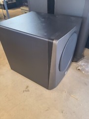 JBL Professional LSR 2300 Series LSR2310SP Studio Subwoofer