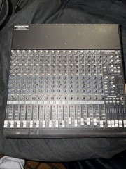 Mackie 1604-VLZ PRO 16 Channel Mic/Line Mixer Great Shape