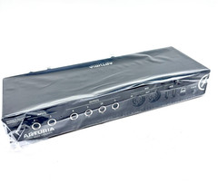 Arturia Minifuse 4 Versatile Desktop Audio Interface – Black