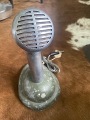 Shure Brothers Inc. Controlled Magnetic Microphone. Model 520SL