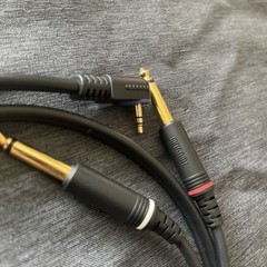 Mogami Neutrik Stereo Mini Jack 3.5mm (1/8“) TRS to Dual 6.3mm (1/4“) TS plugs