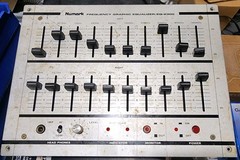 Numark EQ-2300 Dual Channel Graphic Equalizer Rack Unit Tested Works