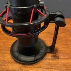 HyperX QuadCast USB Microphone –no USB Cable/power plug – Untested