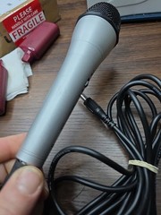 Memorex Corded Microphone 10 Ft Cord 1/4″ Plug Stage Performance TESTED & WORKS