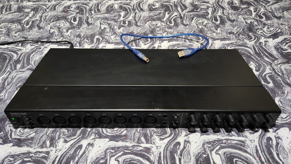 *TASCAM US-16×08 16-IN/8-OUT USB RACK MOUNTABLE AUDIO/MIDI INTERFACE & CABLES*