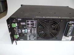 QSC ISA 450 ISA Series 2-Ch Professional Power Amplifier 260-W/Ch @ 8-OHMS