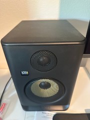 KRK RP5G5 ROKIT 5 Generation Five 5″ Powered Studio Monitor Pair